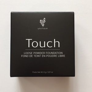 Younique Touch Loose Powder Foundation - Satin